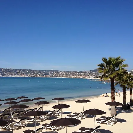 2P 60M²,Centre-Ville,Calme ,Vue Mer ,Parking ,Wifi Apartment